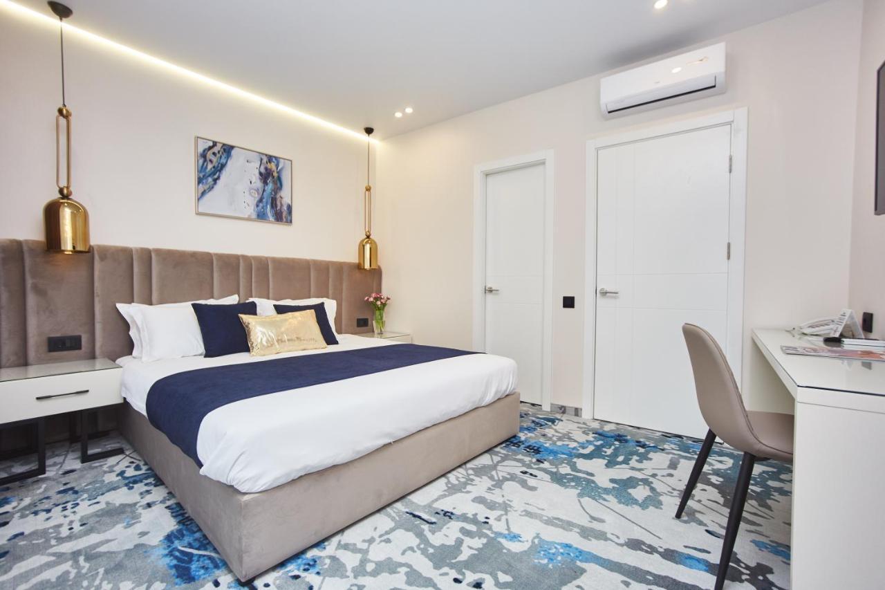 Jupiter Aparthotel